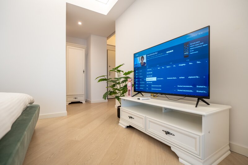 Cortina North Pipera  garsoniera lux etaj 7  ideal investitie