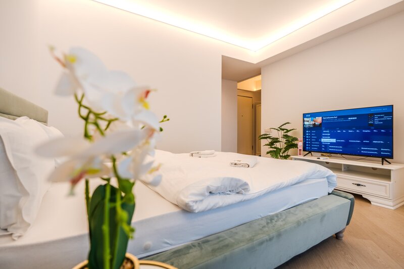 Cortina North Pipera  garsoniera lux etaj 7  ideal investitie