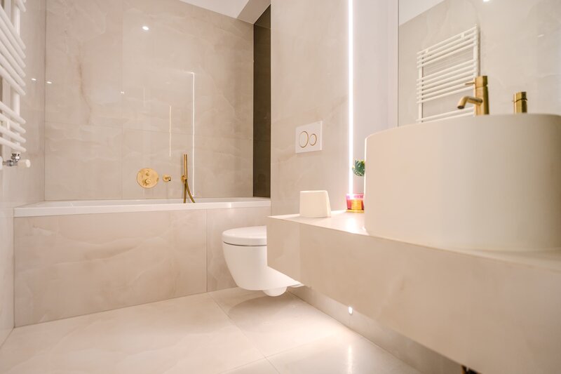 Cortina North Pipera  garsoniera lux etaj 7  ideal investitie