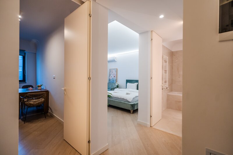 Cortina North Pipera  garsoniera lux etaj 7  ideal investitie